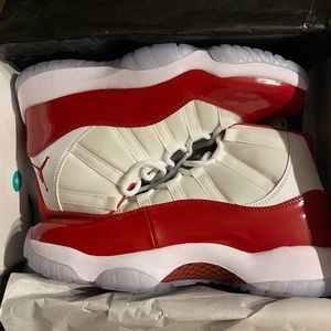 AIR JORDAN 11 RETRO 'CHERRY' *high quality replicas*